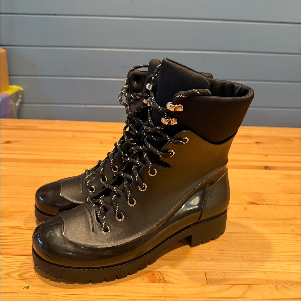 Jeffrey Campbell Women’s Insulated lace up winter boots